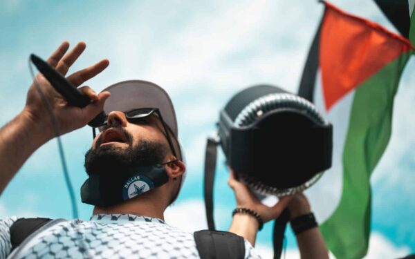 100 mill. kr fra Norge skal sikre lønn til palestinske lærere og leger