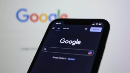 Google tester ny funksjon som automatisk endrer overskriftene i de offisielle søkeresultatene