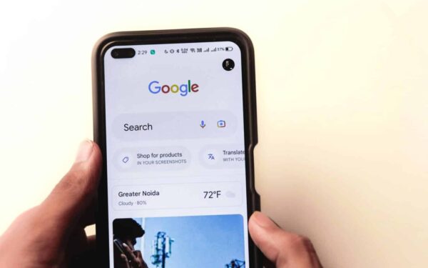Bekymring for feilinformasjon – Google fjerner nå en omstridt AI-tjeneste for helseråd
