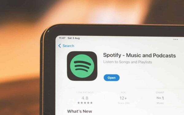 AI-musikk presser strømmebransjen: Spotifys Verified-merke kan bli en ny standard for hele markedet