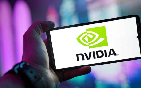 Nvidia og Corning: Skaper over 3000 nye industrijobber i USA for å bygge AI-infrastruktur
