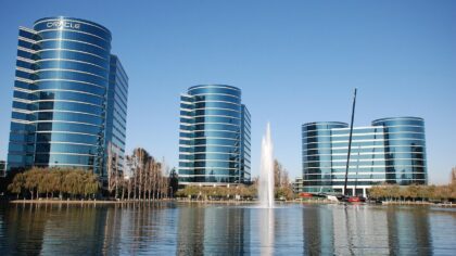 Oracle-aksjen stiger videre – sikrer flere gigawatt med strøm for å dekke økt behov i datasentre