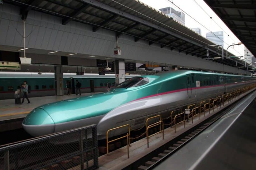 train, bullet, fast, railway, speed, modern, electric, rapid, express, gray train