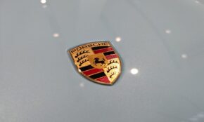 porsche, logo, car wallpapers, car, auto, automobile, vehicle, automobile manufacturer, closeup