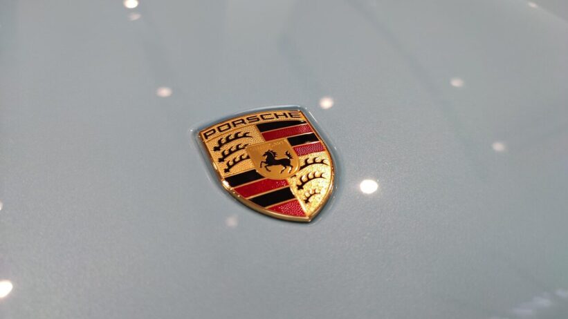porsche, logo, car wallpapers, car, auto, automobile, vehicle, automobile manufacturer, closeup