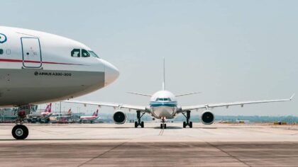 Energimarkedet: Prisene på flydrivstoff og diesel setter nye rekorder i Nordvest-Europa