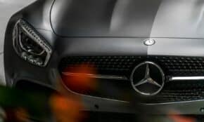 close up photo of Mercedez-Benz vehicle