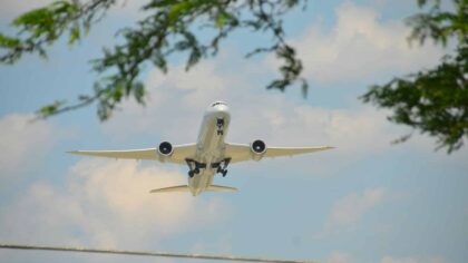 Drivstoffkrise i luften: Europeiske flyselskaper frykter rutekutt mot årets sommerferie