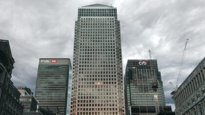 Globale banker styrker sikkerhetstiltak i Gulf-statene etter skjerpet trussel fra Iran