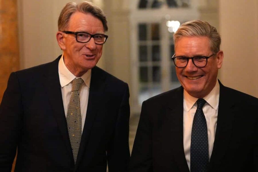 Labour i krise: Starmers nærmeste rådgiver under press etter Mandelson-utnevnelse