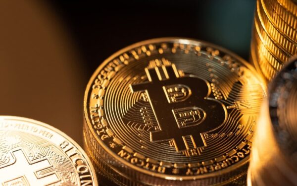 Bitcoin i krypto-vinter: Fem fall på rad, fryktindeks i bunn – kan bunnen være nær nå?