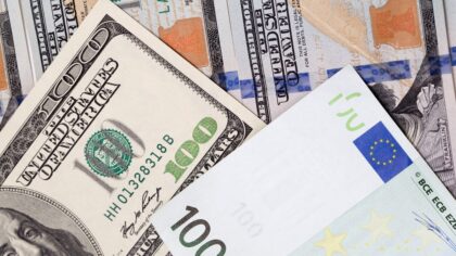 Euroen faller til laveste nivå på ti måneder – analytikere varsler dollarsjokk for eurosonen