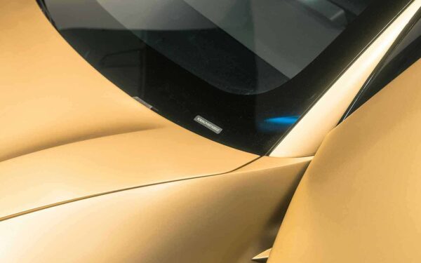 Tesla lanserer Cybercab uten ratt – men en ukjent lov kan stoppe den ved 2.500 biler