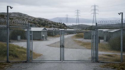 Energidepartementet foreslår lovendring som gir Forsvaret forrang i nettkøen for strøm