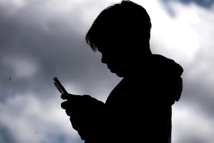 Ny rapport: Teknologi for alderskontroll er verken effektiv eller trygg