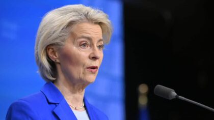 Von der Leyen lover raske endringer i EUs karbonmarked – vil dempe strømprisen innen dager