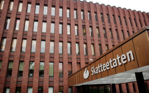 Skatteetatens anmeldelser ga kraftig domhopp: Snittstraffen passerte ett år i 2025