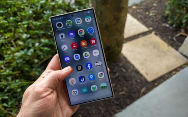 „Samsung&raquo; Galaxy S26 Ultra når sjelden 25W trådløs lading – selv med originalt deksel