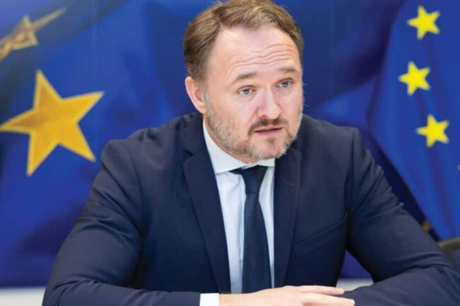 EU-kommissær D. Jørgensen trosser kraftig press: Utelukker fullstendig russisk energi
