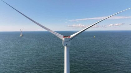 Flytende datasentre til havs: En realistisk løsning som utfordrer behovet for rombasert IT