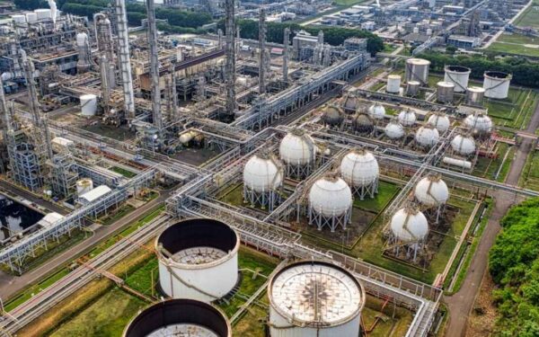 Uro i energimarkedet – EU-kommisjonen ber medlemslandene starte fylling av gasslagrene