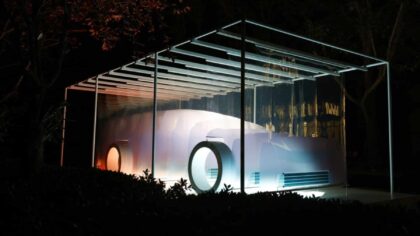 Bilprodusenten Lexus forvandler organisk solenergi til en interaktiv og lysende skulptur