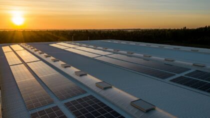 EU-milliarder til nytt batteriløft: Fire lagringsenheter skal stabilisere solkraft i Paks