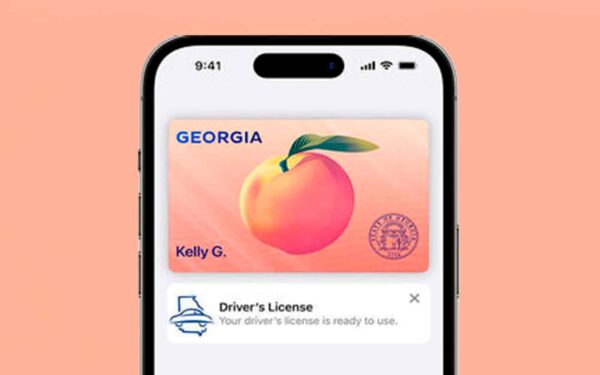 Apple Wallet: Georgia lar innbyggerne droppe køen og endre adressen på førerkortet på nett