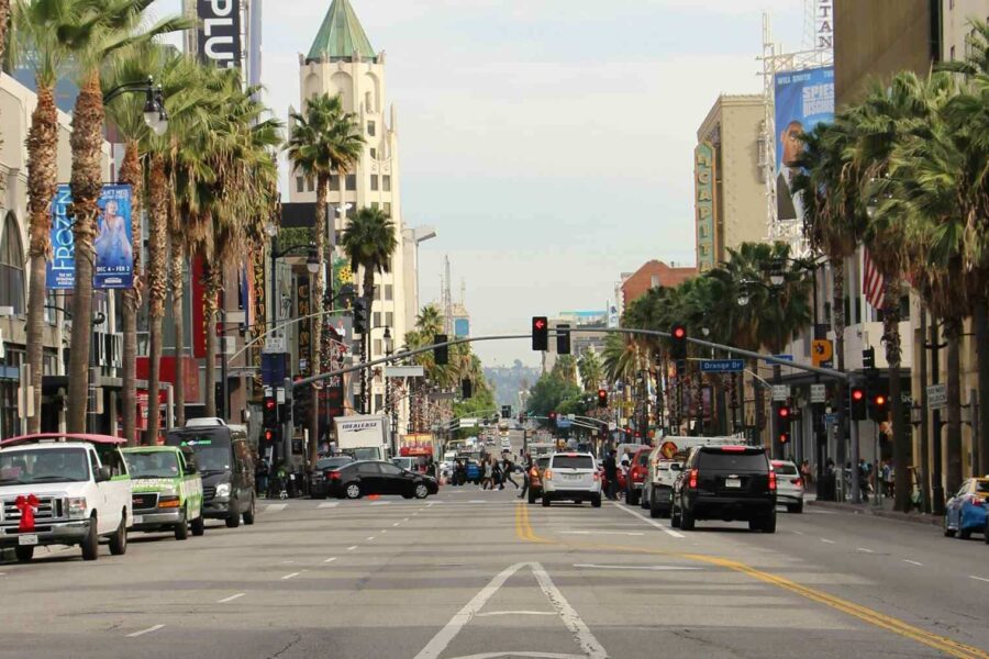 Politiet forsvinner fra ulykkesveiene i California – erstattes av digitale fartsfeller