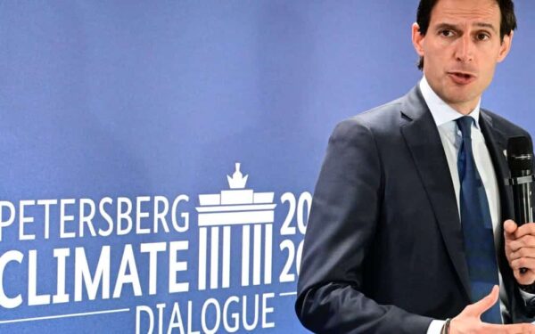 Frykter at energisjokket bare vil bli verre – nå krever EU massiv utbygging av grønn kraft