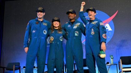 Måneferden „Artemis II&raquo;: Astronautene roser romfartøyets varmeskjold etter hjemkomsten