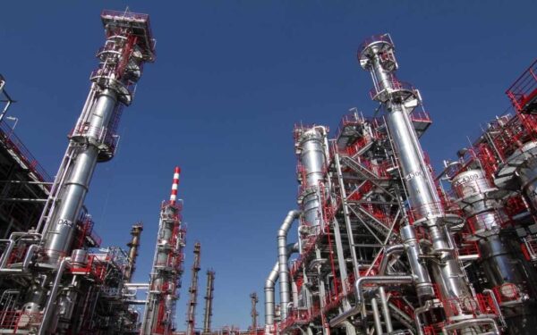 USA forlenger driften for serbisk oljegigant – gir russiske Gazprom mer tid til å selge alt