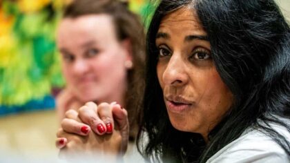 Ny rapport vurderer NRKs rolle i mediemangfoldet og konkurransen mot kommersielle
