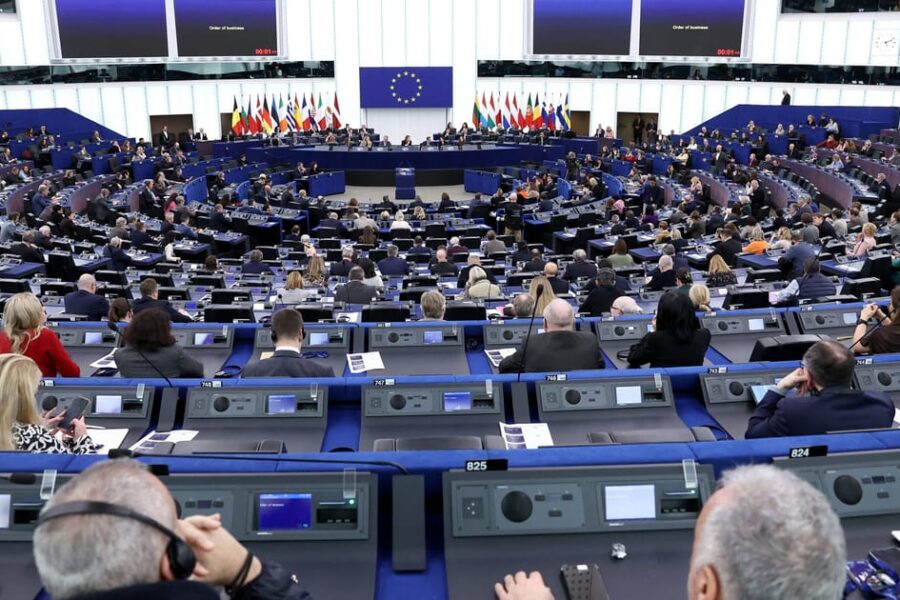 Europaparlamentet: Politikere krever stans i Strasbourg-reiser på grunn av energikrisen