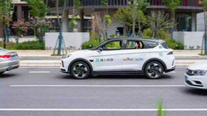 Baidus førerløse robotaxier stanset i Wuhan – foreløpige undersøkelser peker på systemfeil
