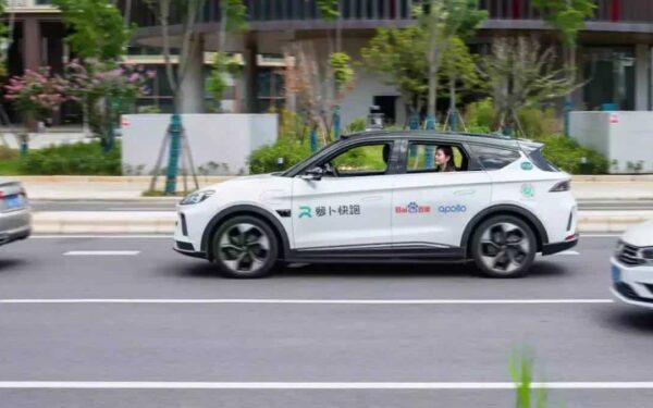 Baidus førerløse robotaxier stanset i Wuhan – foreløpige undersøkelser peker på systemfeil