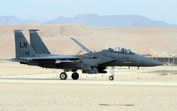 Amerikansk jagerfly skutt ned over Iran – nå varsles målrettede angrep mot teknologiselskaper