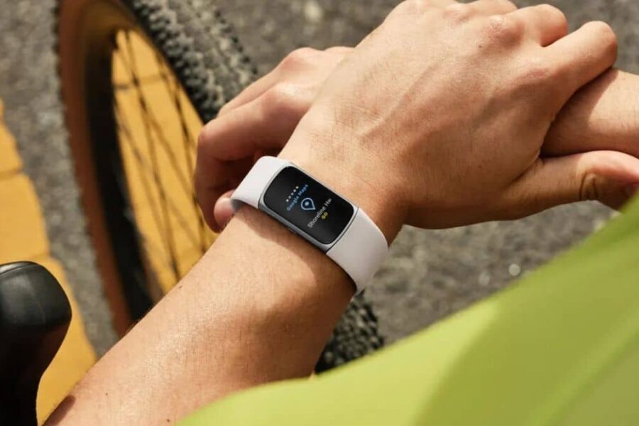 Norske Fitbit-abonnenter får snart en ny AI-coach – utrullingen starter i kommende uker