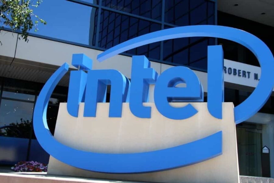 Intel-aksjen stiger etter irsk oppkjøp – blar opp over 14 milliarder dollar for fabrikkandel