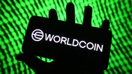 Worldcoin falt 13,4 pst. mens selskapet World lanserte nye samarbeid med Zoom og Tinder