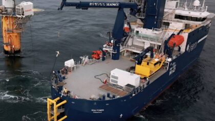 Norske SINTEF-forskere: Knekker skipsfartens rekkeviddekode med trådløs strøm til havs