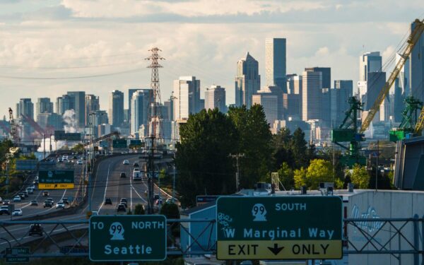 Tre hovedveier stenges fullstendig i Seattle-regionen – frykter at logistikken lammes