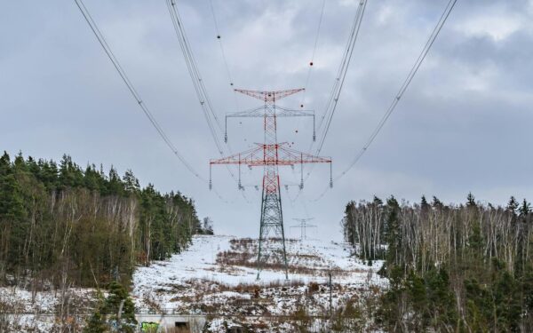 Kapasitet i strømnettet forklart: hva det betyr for pris, nye elbilladere og solceller på taket