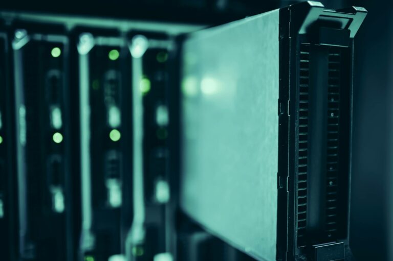 Cloud storage server