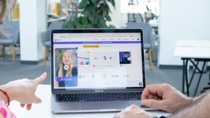 Arbeidsmiljø i hybrid hverdag: en enkel guide for ledere som vil ha lag som fungerer
