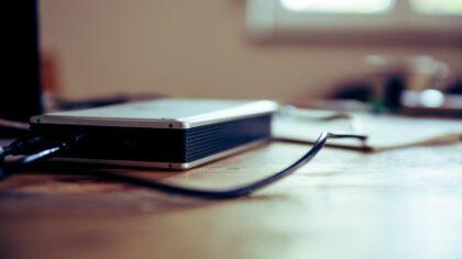 Enkel guide til automatiske backup-løsninger som faktisk blir brukt