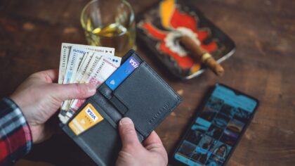 Slik bruker du kredittkort trygt og smart uten å miste kontrollen
