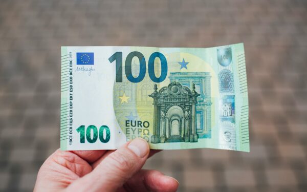 Slik bruker du valutakursen smart: praktisk guide til hverdagsøkonomien