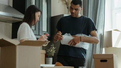 Flytting til mindre: slik planlegger du et smart og stressfritt boligbytte