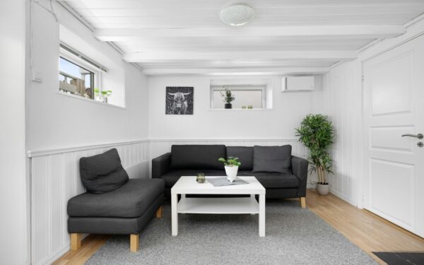 Første gang som utleier: praktisk guide til trygg langtidsutleie av egen boligdel